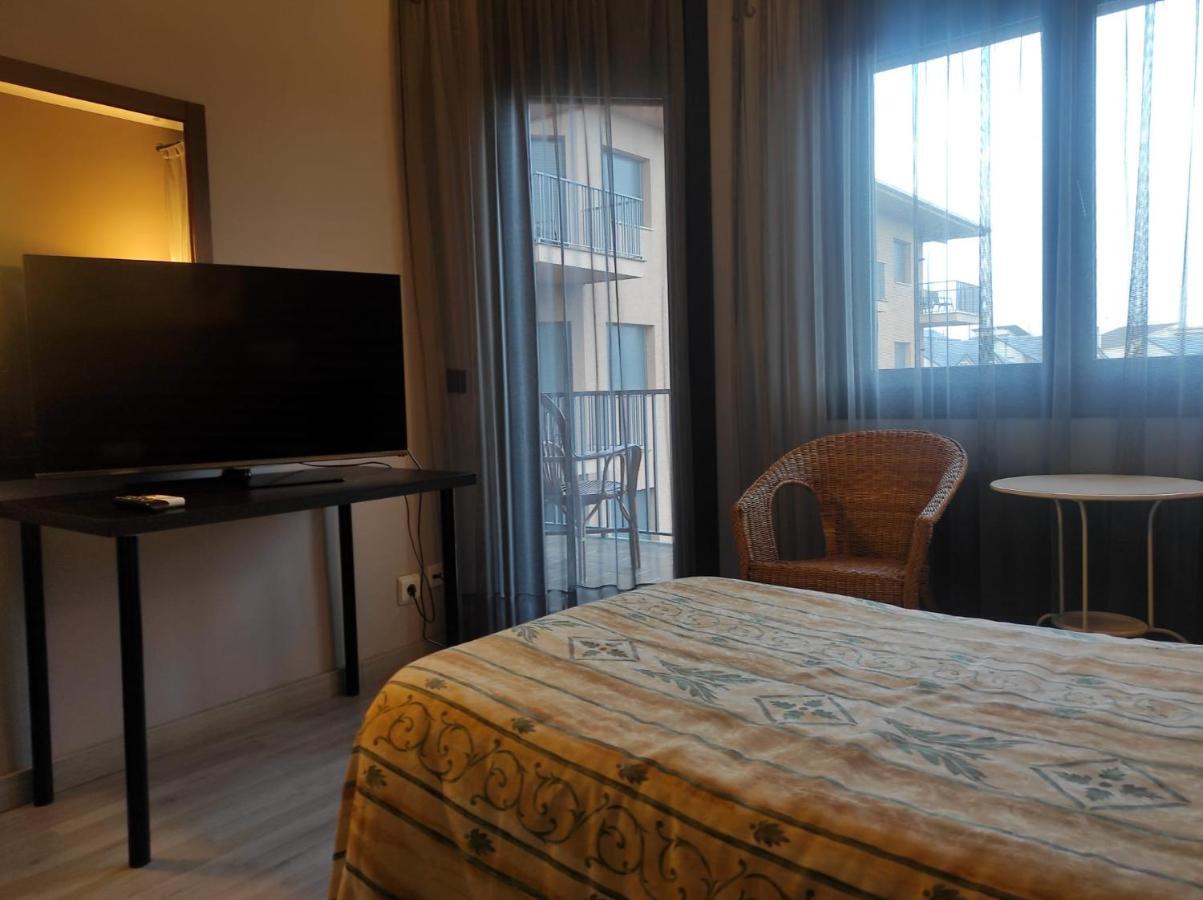 Hotel Gran Sol Сольсона Экстерьер фото