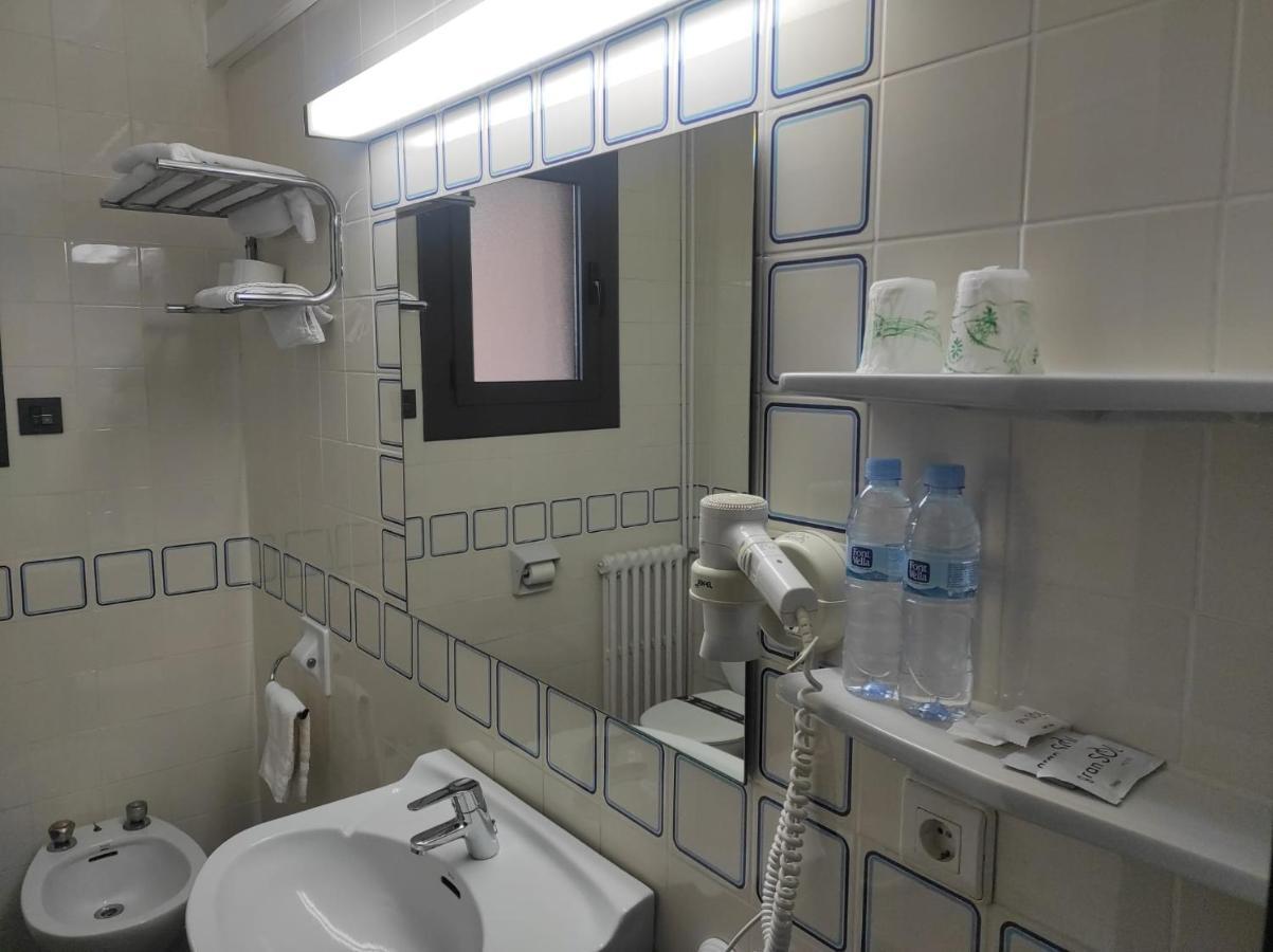 Hotel Gran Sol Сольсона Экстерьер фото
