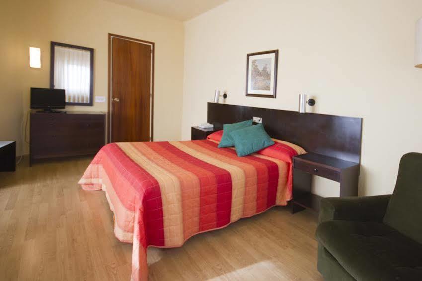 Hotel Gran Sol Сольсона Экстерьер фото